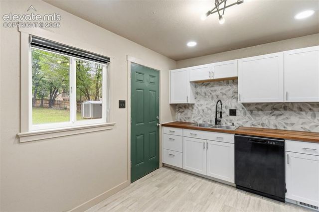 405 Wilhelmia Avenue, Colorado Springs, CO 80904