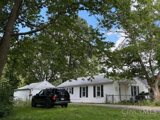 429 Rohrer Boulevard, Riverside, OH 45404
