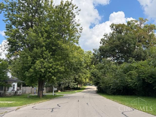 429 Rohrer Boulevard, Riverside, OH 45404