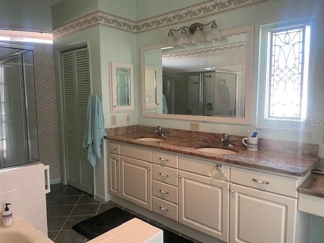 6823 GREENBRIER DRIVE, Seminole, FL 33777