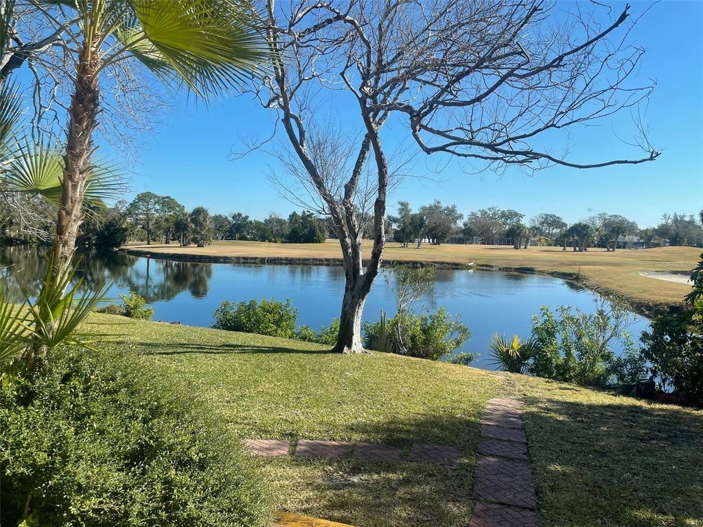 6823 GREENBRIER DRIVE, Seminole, FL 33777