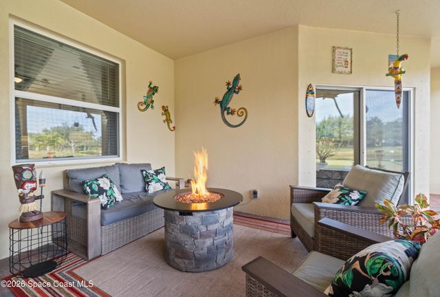 505 Stonebriar Drive SE, Palm Bay, FL 32909