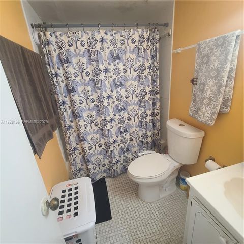 4803 NW 7th Street 103-14, Miami, FL 33126
