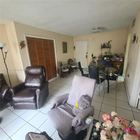 4803 NW 7th Street 103-14, Miami, FL 33126