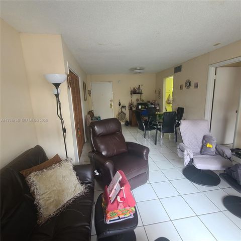 4803 NW 7th Street 103-14, Miami, FL 33126