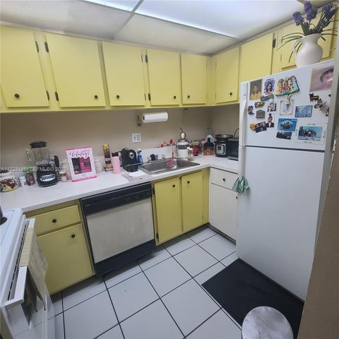 4803 NW 7th Street 103-14, Miami, FL 33126