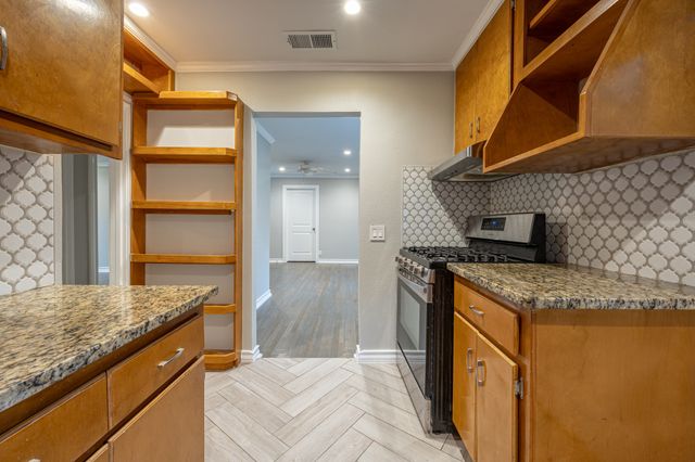 4324 Geddes Avenue, Fort Worth, TX 76107