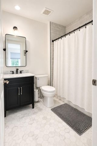 203 Evergrene Pkwy, Palm Beach Gardens, FL 33410