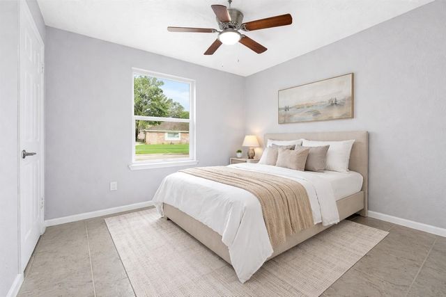 5411 Castlecreek Lane, Houston, TX 77053