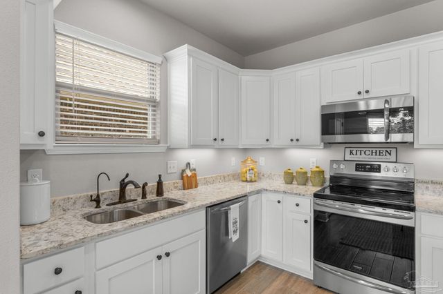 12482 Ryland Dr, Pensacola, FL 32506