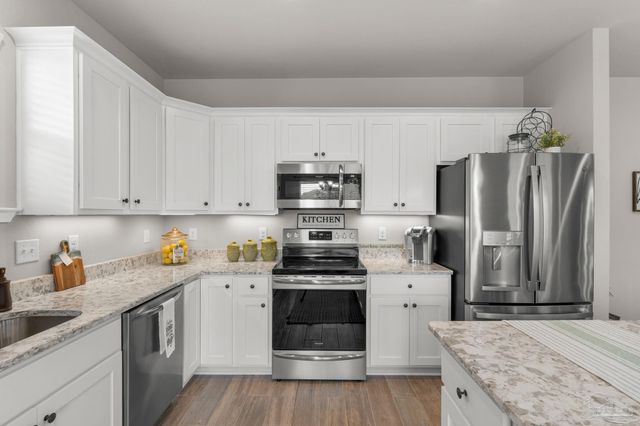 12482 Ryland Dr, Pensacola, FL 32506