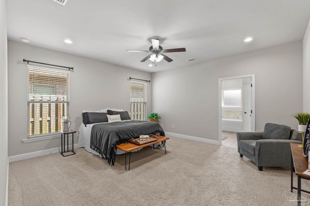 12482 Ryland Dr, Pensacola, FL 32506