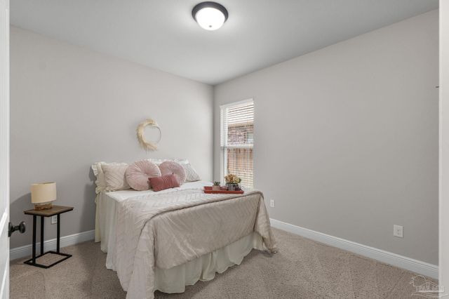 12482 Ryland Dr, Pensacola, FL 32506