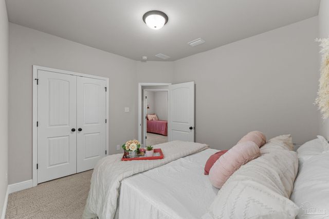 12482 Ryland Dr, Pensacola, FL 32506