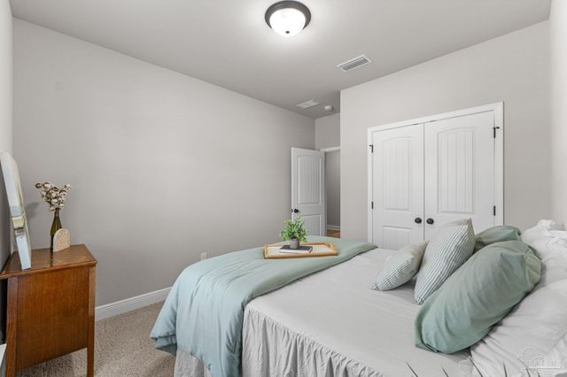 12482 Ryland Dr, Pensacola, FL 32506