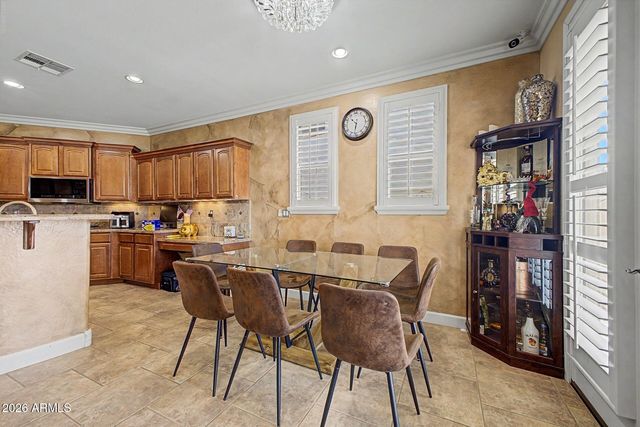 295 W LANTANA Place, Chandler, AZ 85248