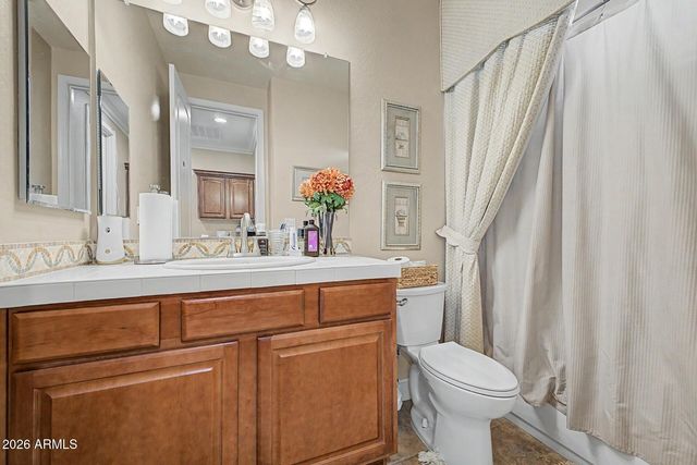 295 W LANTANA Place, Chandler, AZ 85248