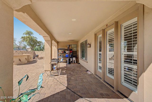 295 W LANTANA Place, Chandler, AZ 85248