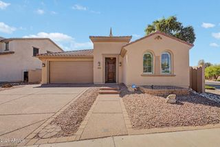295 W LANTANA Place, Chandler, AZ 85248