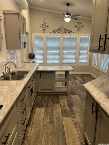 275 Siesta, Bandera, TX 78003