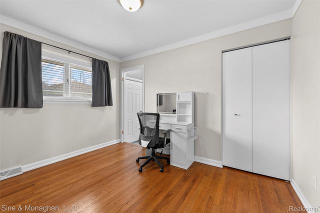 3903 Mark Orr Road, Royal Oak, MI 48073