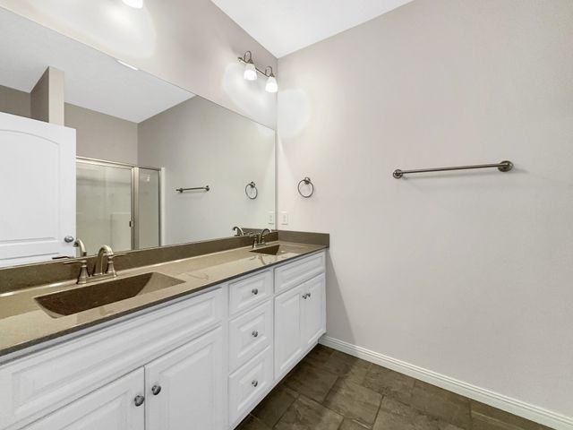 374 Cook Rd, Portland, TN 37148