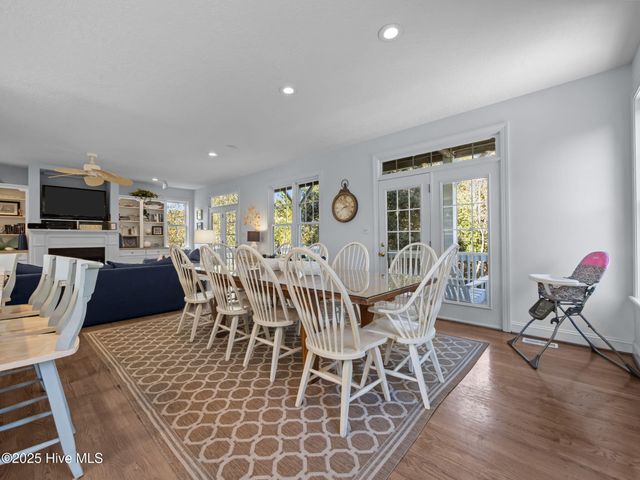 9902 Colonel Hanson Court, Emerald Isle, NC 28594