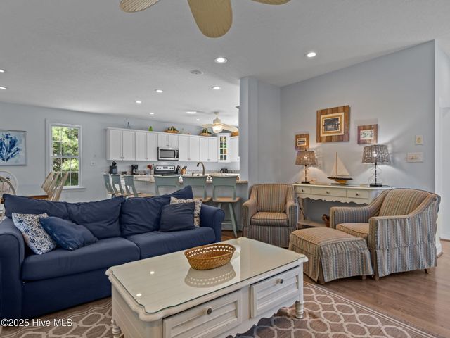 9902 Colonel Hanson Court, Emerald Isle, NC 28594