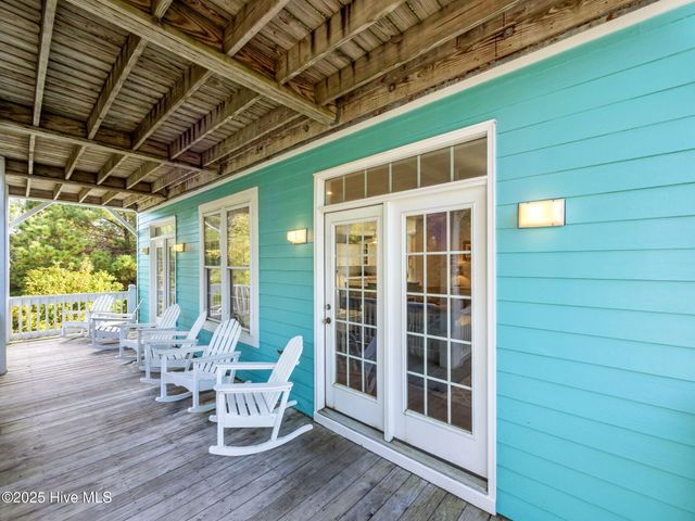 9902 Colonel Hanson Court, Emerald Isle, NC 28594