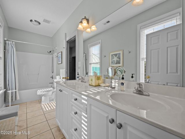 9902 Colonel Hanson Court, Emerald Isle, NC 28594