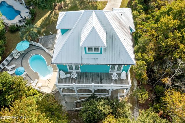 9902 Colonel Hanson Court, Emerald Isle, NC 28594