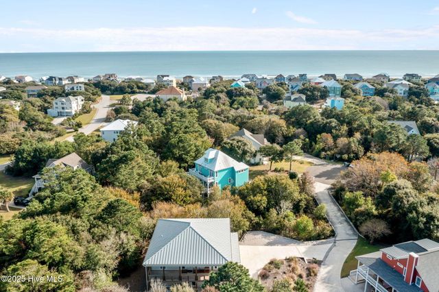 9902 Colonel Hanson Court, Emerald Isle, NC 28594