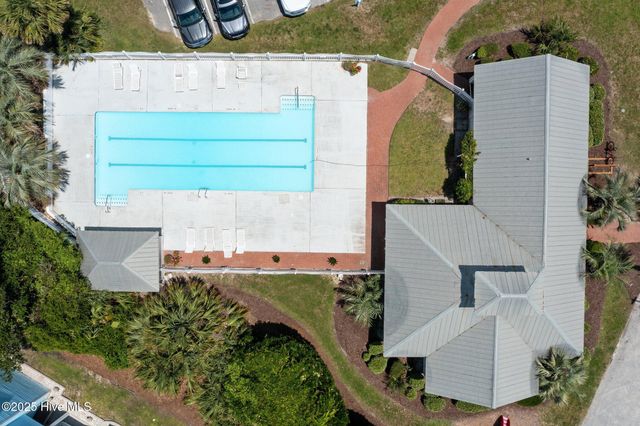 9902 Colonel Hanson Court, Emerald Isle, NC 28594