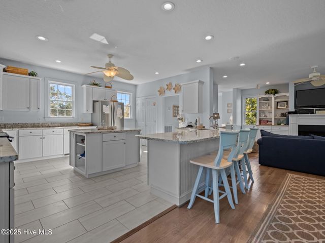 9902 Colonel Hanson Court, Emerald Isle, NC 28594