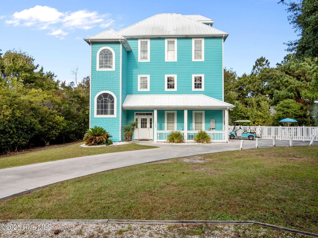 9902 Colonel Hanson Court, Emerald Isle, NC 28594