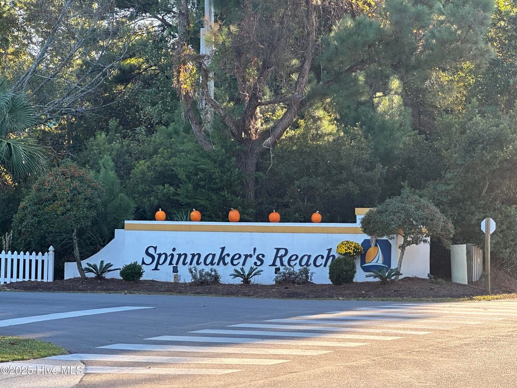 Image 47 of property listing at 9902 Colonel Hanson Court, Emerald Isle, NC 28594