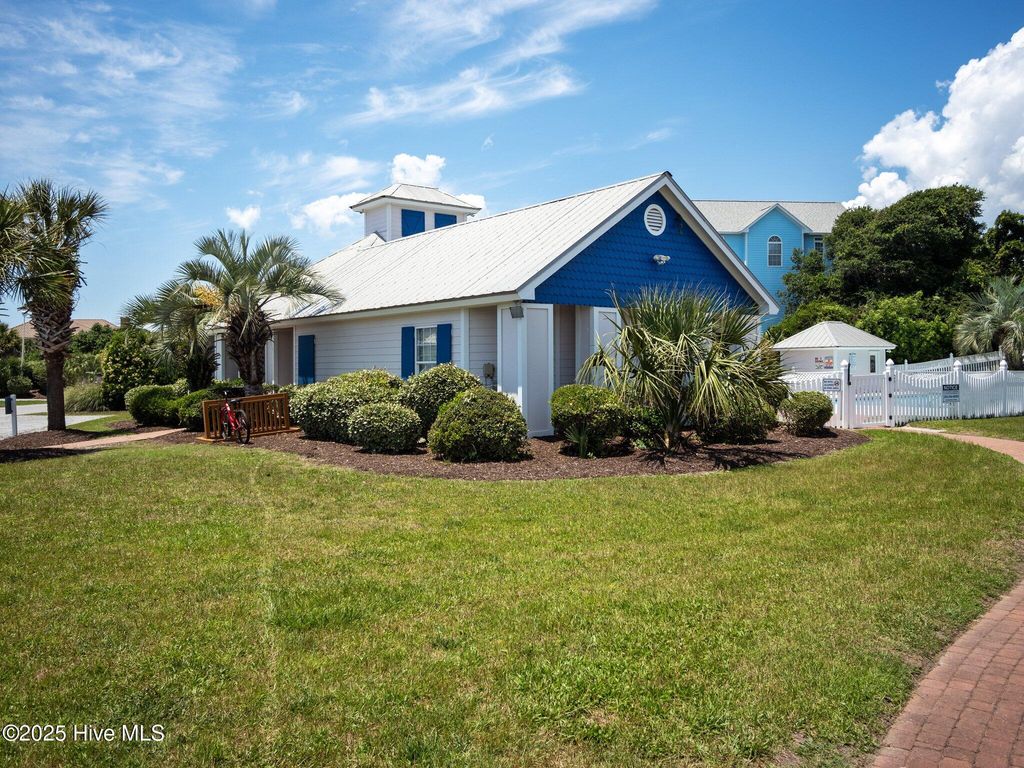Image 49 of property listing at 9902 Colonel Hanson Court, Emerald Isle, NC 28594