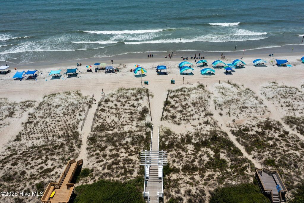 Image 53 of property listing at 9902 Colonel Hanson Court, Emerald Isle, NC 28594