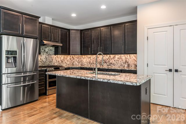 68 Sedgewood Court, Fairview, NC 28730
