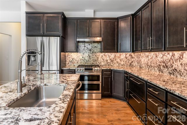 68 Sedgewood Court, Fairview, NC 28730