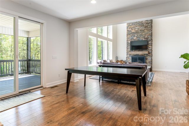 68 Sedgewood Court, Fairview, NC 28730