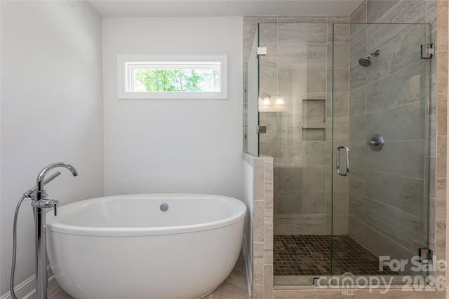 68 Sedgewood Court, Fairview, NC 28730