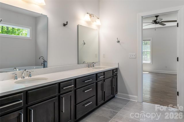 68 Sedgewood Court, Fairview, NC 28730