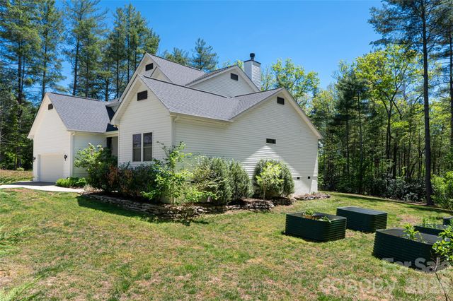 68 Sedgewood Court, Fairview, NC 28730