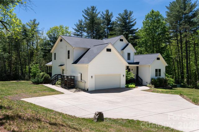 68 Sedgewood Court, Fairview, NC 28730