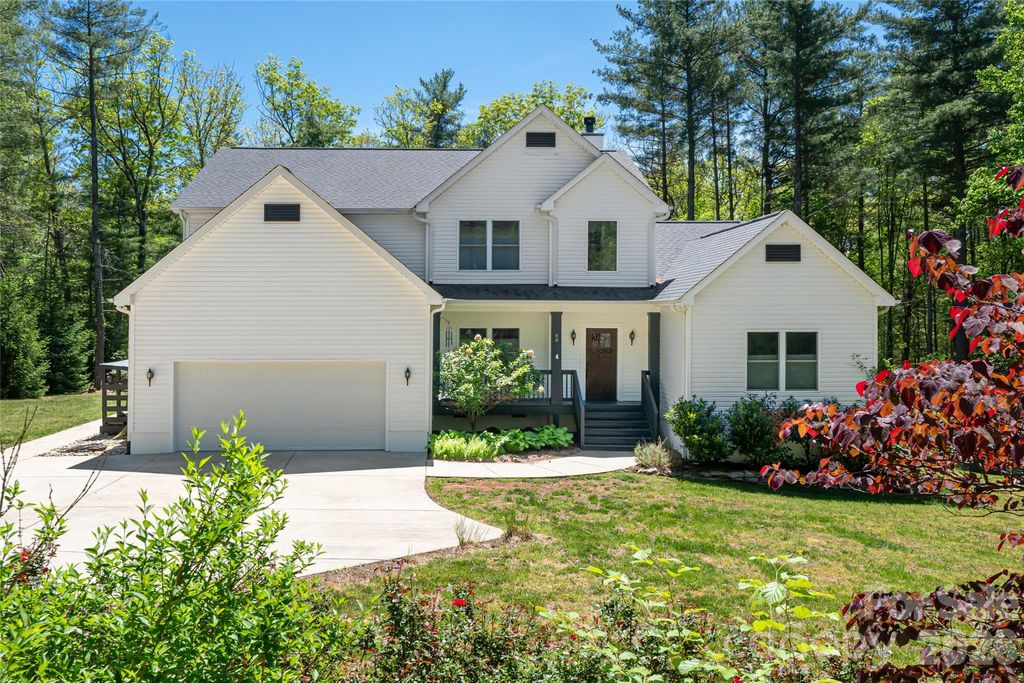 68 Sedgewood Court, Fairview, NC 28730