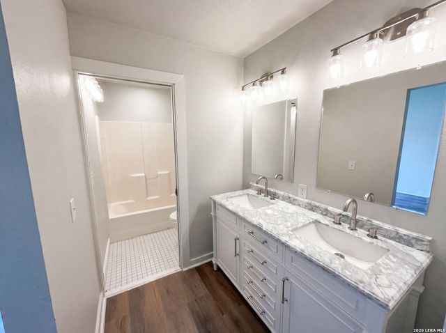 1154 S ELLISON DR, San Antonio, TX 78245