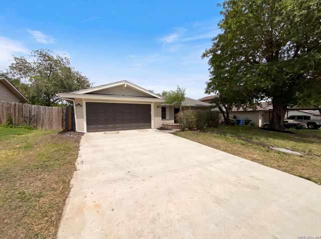 1154 S ELLISON DR, San Antonio, TX 78245