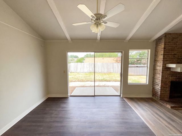 1154 S ELLISON DR, San Antonio, TX 78245
