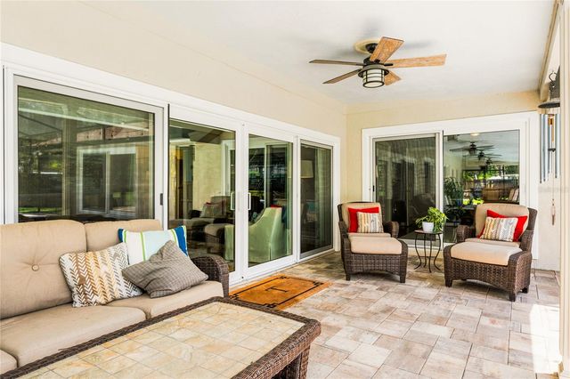 111 LITTLE OAK LANE, Altamonte Springs, FL 32714